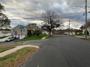 175 Post Oak Rd, Stratford, CT 06614