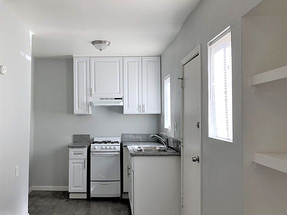 2nd image of 1135 Dawson Ave APT 7