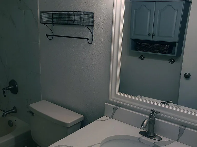 1425 Bacchus Dr #F — Photo 16