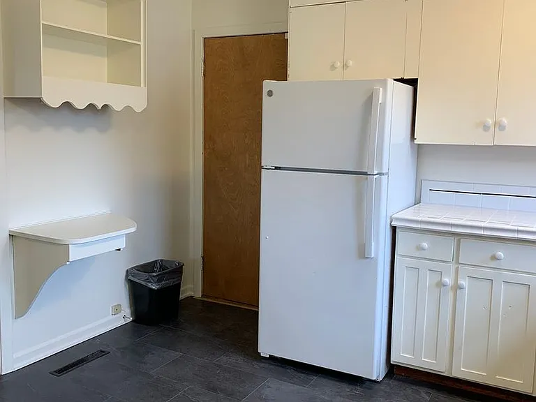 504 N K St — Photo 6
