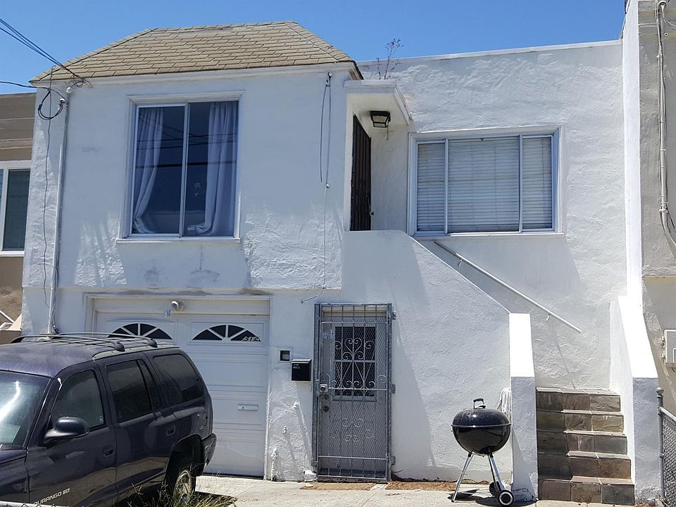 1st image of 216 Accacia St