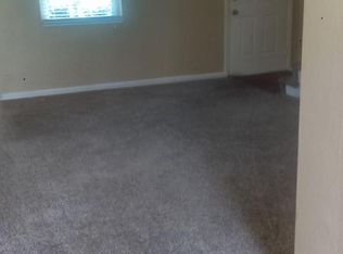 10 Pinehurst Dr, Clarksville, IN 47129