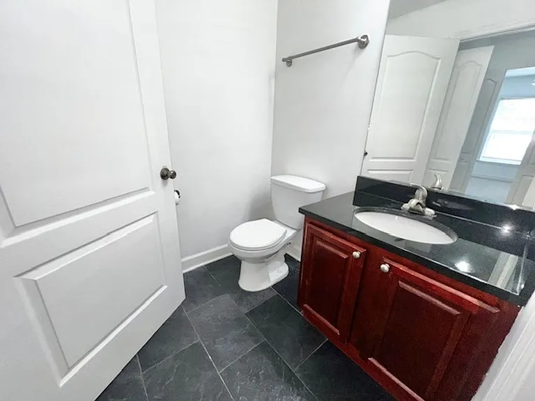 2071 Dixie Belle Dr #K — Photo 22