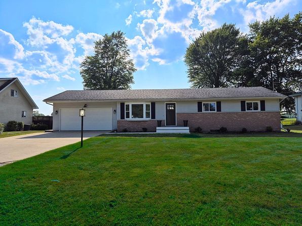 4369 Meadowbrook Dr