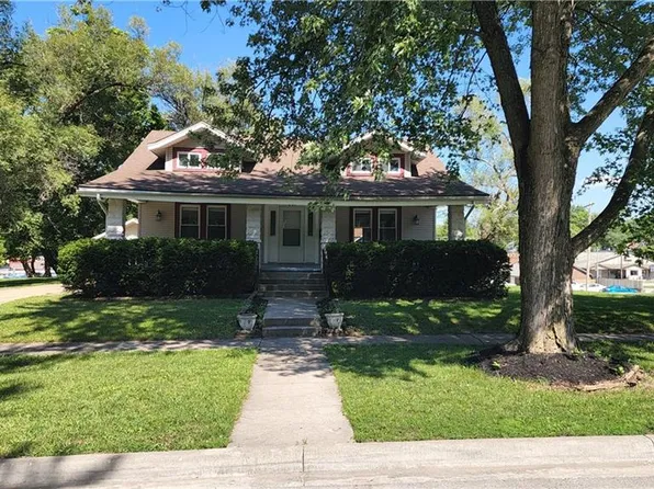 604 N Main St, Cameron, MO 64429