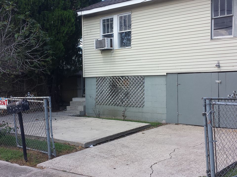 1st image of 335 Franklin St