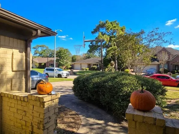 13866 Foxford Way, Houston, TX 77015