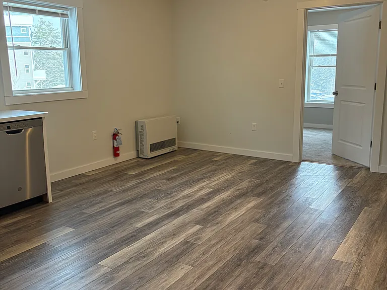 Gordon Lane Apartments — Photo 9