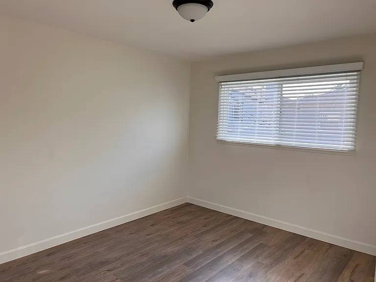 3901 E Mayfield St #5 — Photo 15