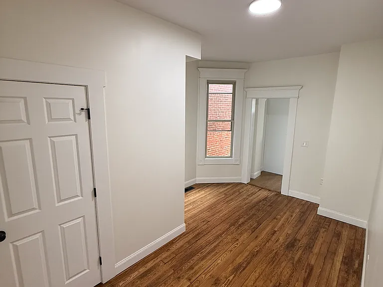 433 Hanford St — Photo 9