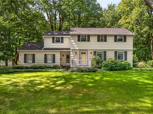 261 South Ave, Webster, NY 14580