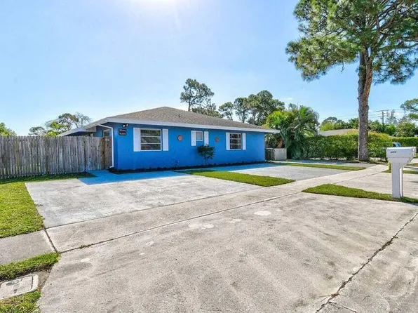 9046 E Highland Pines Blvd, Palm Beach Gardens, FL 33418