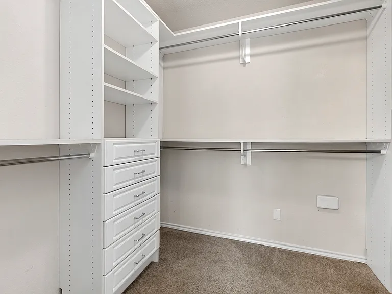 102 Lindseys Cv — Photo 24