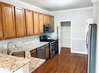 592 Telluride Dr #592, Gilberts, IL 60136