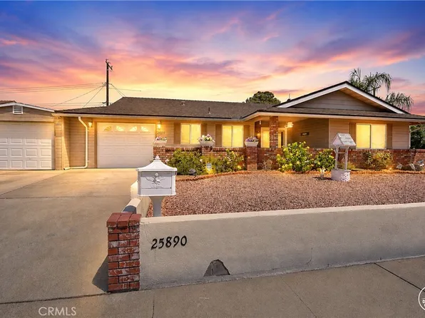 25890 Interlechen Dr, Sun City, CA 92586