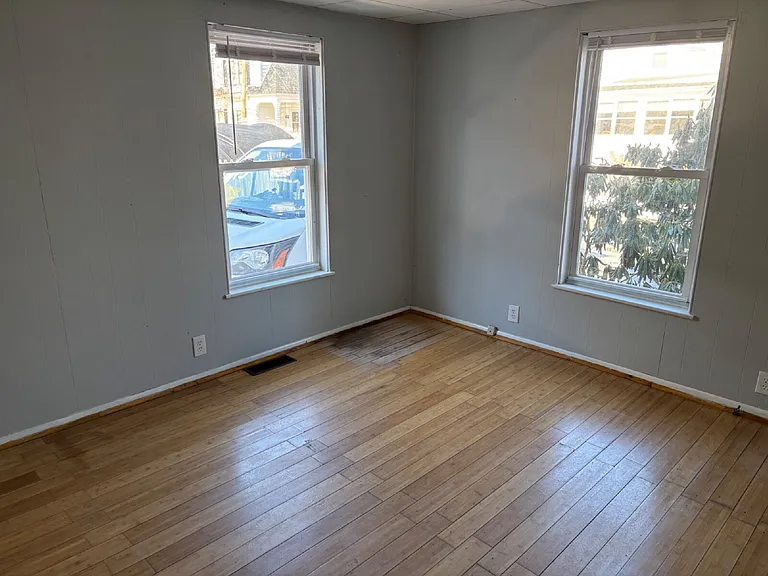 42 Spruce St #6 — Photo 15