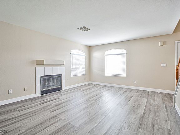 5th image of 3966 Starfield Ln