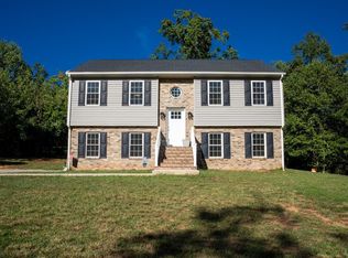 651 Possum Island Rd, Madison Heights, VA 24572