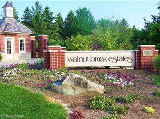 2530 S Blvd W, Rochester Hills, MI 48309