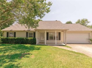 21 Country Village Dr, Hiram, GA 30141