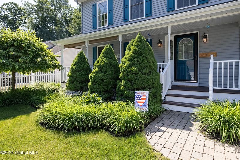 5th image of 37 Franklin Street