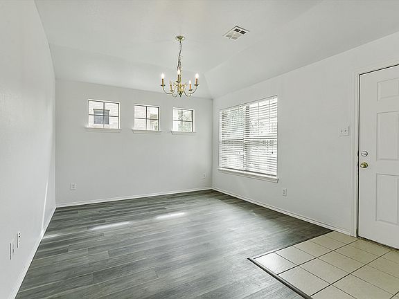 5th image of 4700 Brighton Dr