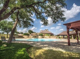 7712 Prestwick Dr, Cleburne, TX 76033