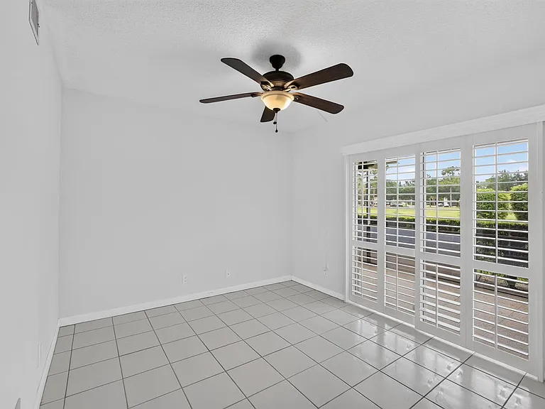 6341 Chasewood Dr #D — Photo 26