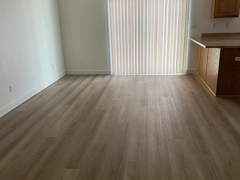 5604 Deodar Dr — Photo 7