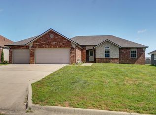 1471 Woodland Rd, Marshfield, MO 65706