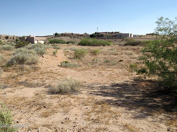 2nd image of 1305 Estancia Ct