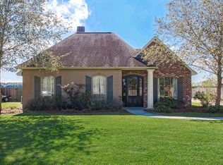 10134 Garden Oaks Ave, Denham Springs, LA 70706
