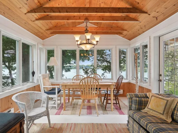 32358 N Center Ln, Center City, MN 55012