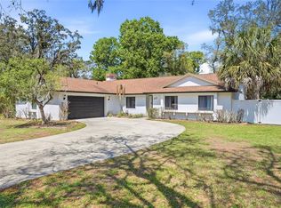 112 Bloomingfield Dr, Brandon, FL 33511