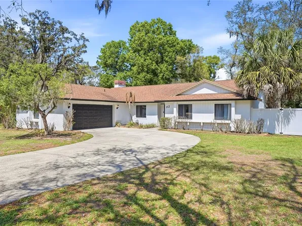 112 Bloomingfield Dr, Brandon, FL 33511