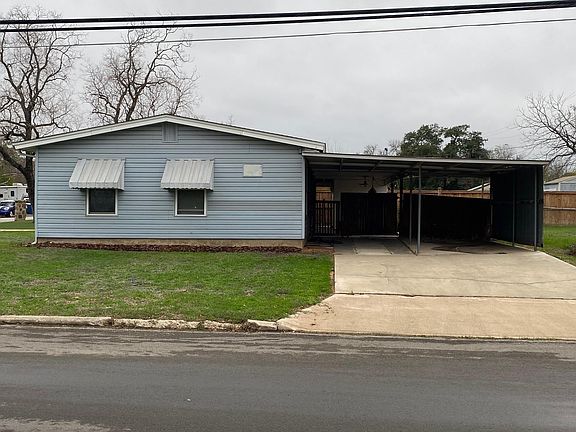 2nd image of 551 Sandalwood Ln