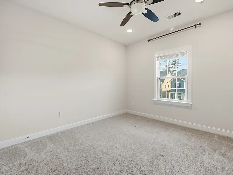 829 Summit Crest Ct — Photo 20