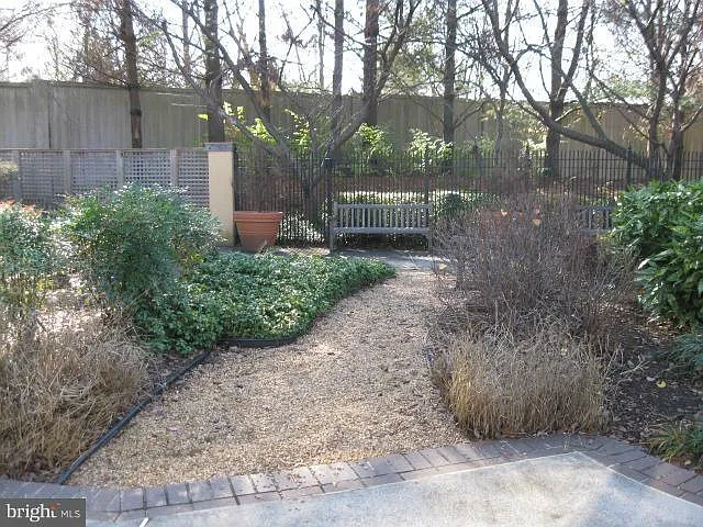 3175 Summit Square Dr #A7 — Photo 7