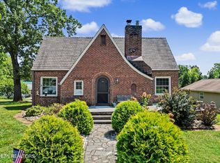 860 Gilbert St, Alcoa, TN 37701