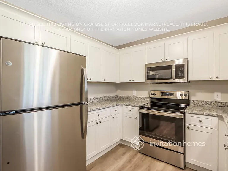 155 Russell Dr — Photo 12