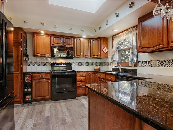 2nd image of 13577 95th Avenue