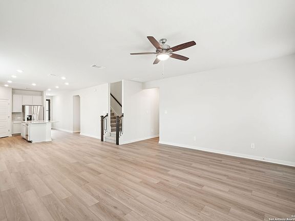 5th image of 11515 Buffalo Grove