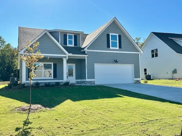 1006 Catherine Dr, Opelika, AL 36801