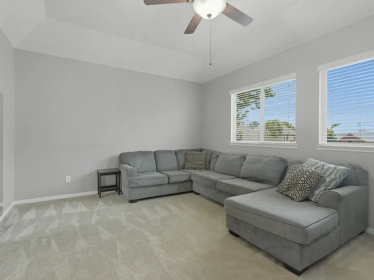 14535 Mountain Cliff Ln — Photo 19