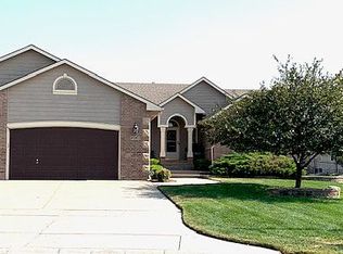 3414 N Lake Ridge Ct, Wichita, KS 67205
