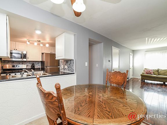 Living Room / Dining Room