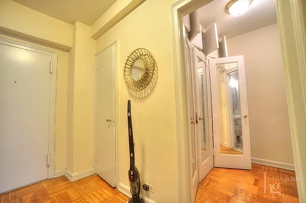 Rented by Hecht Group | media 7