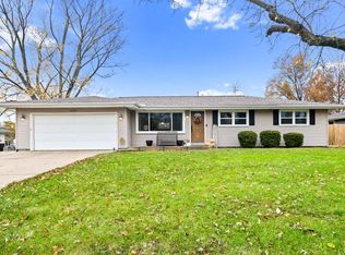 5424 N James Rd, Peoria, IL 61615