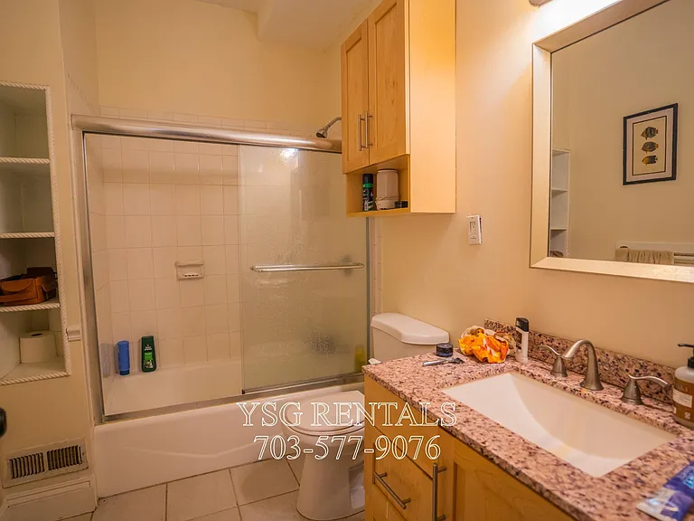 36 Sumner St #1 — Photo 8