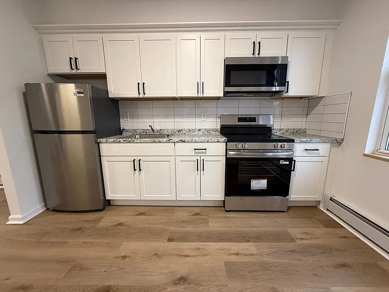 31 Park St #33 — Photo 13